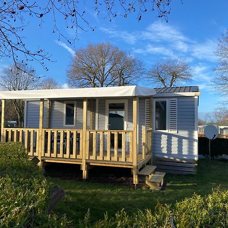 Camping Les Falaises De Toussaint Екстериор снимка